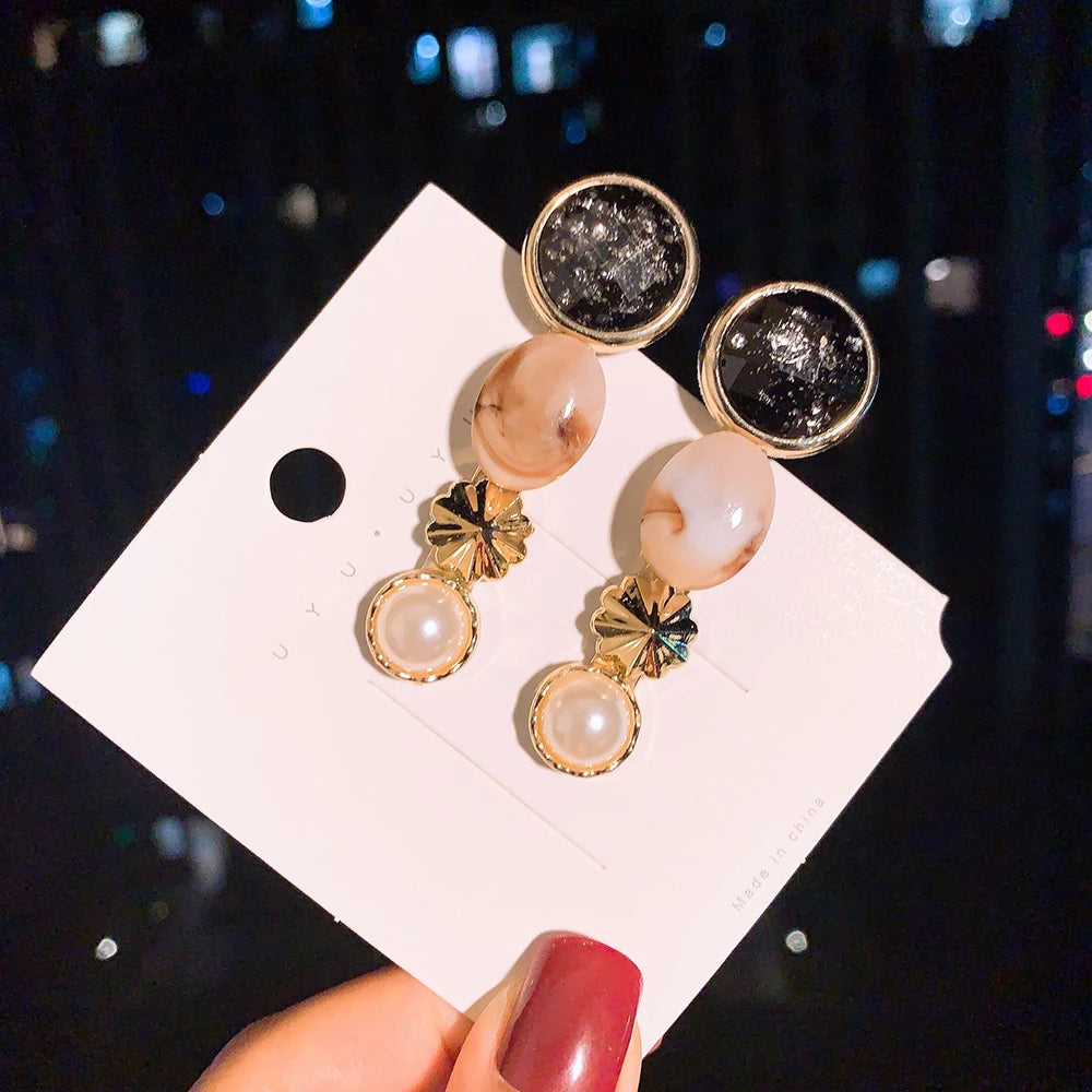 Woman Elegant Geometric Pearl Hairpins Korean Style Hair Clips Alloy Barrettes Girls Hair Accessories Hair Grips Headwear