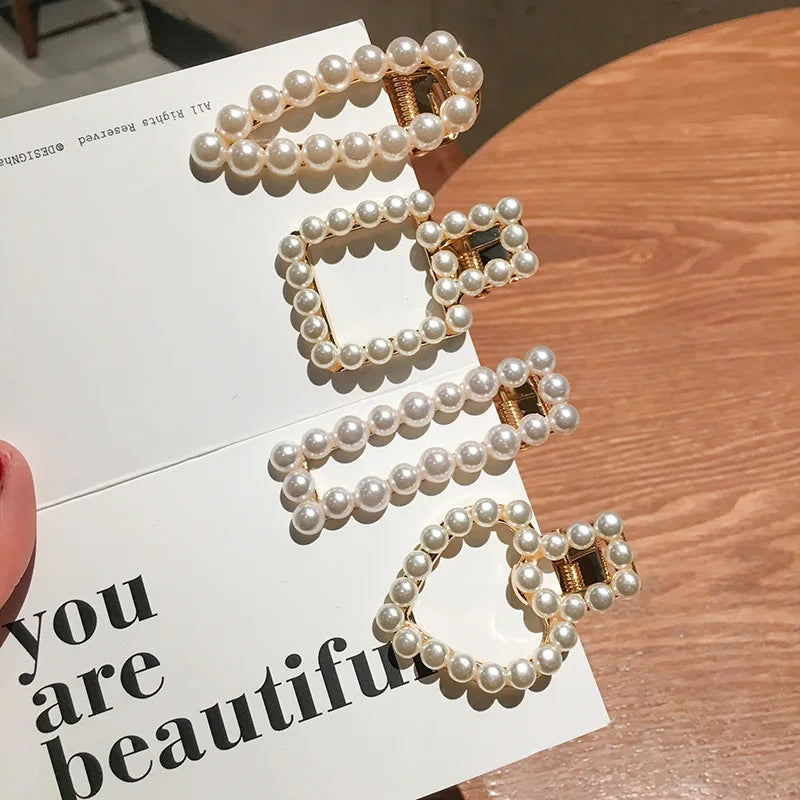 Woman Elegant Geometric Pearl Hairpins Korean Style Hair Clips Alloy Barrettes Girls Hair Accessories Hair Grips Headwear