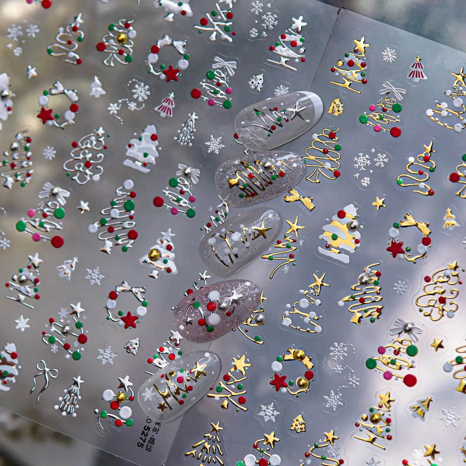 Christmas Nail Stickers Luxury Crystal Diamond Cartoon Bear Tree Apple Back Glue Nail Art Stickers DIY New 3D Nails Decorations