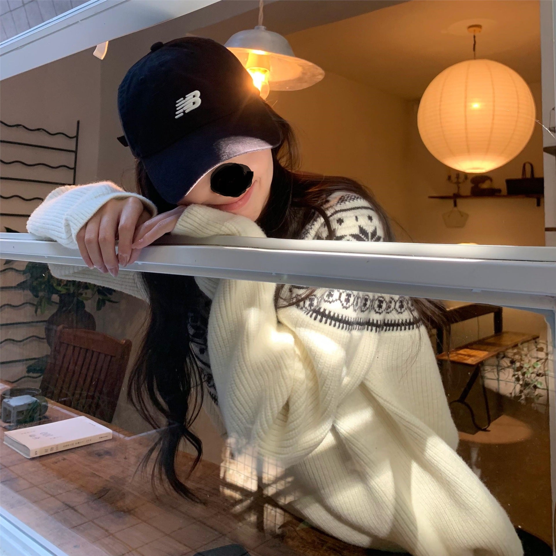 Soft And Relaxed-style Round-neck Loose-fit Pullover Knit Sweater